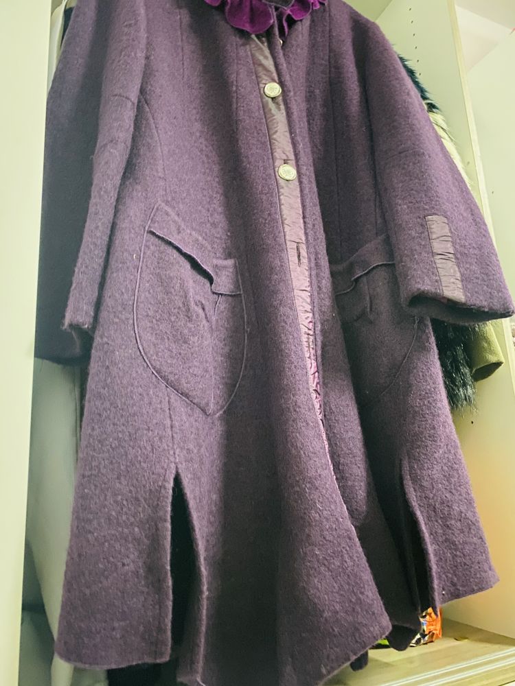 Sobretudo Oversized, como novo. Portes incluídos.