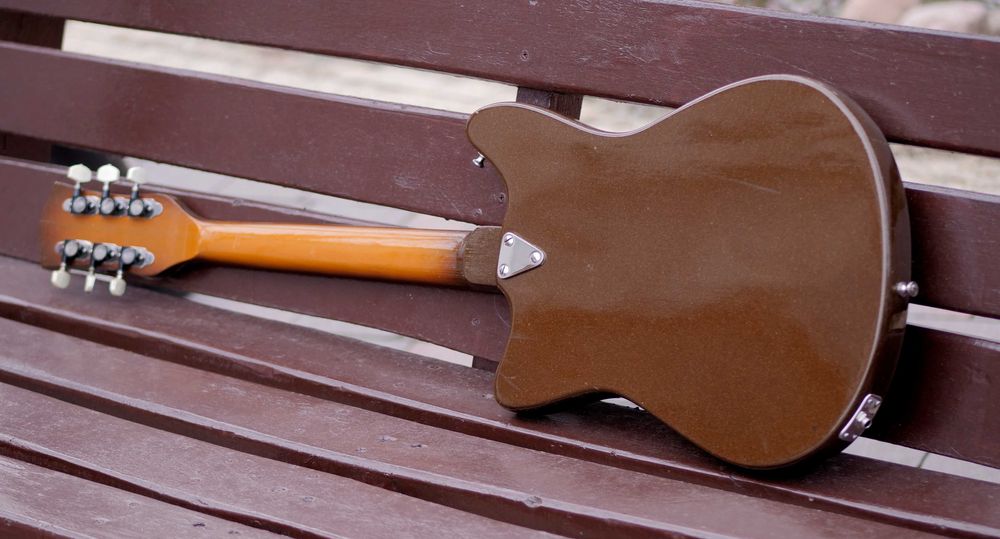 Gitara elektryczna  Defil JOLA  z 1977 roku Piękna