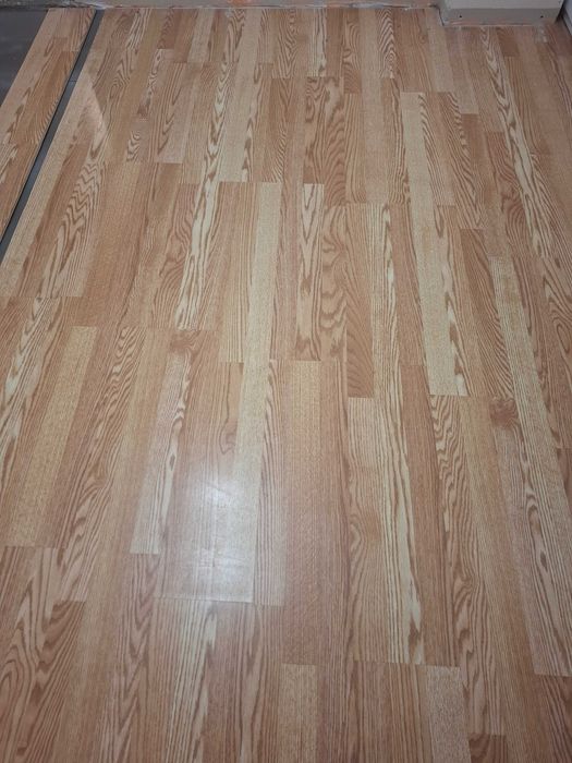 Panele podlogowe używane