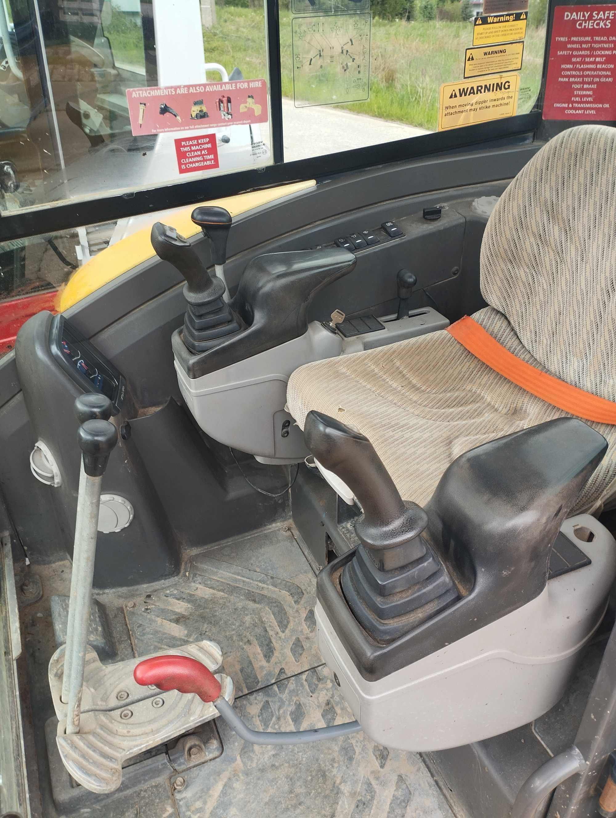minikoparka VOLVO EC27 c jcb kubota takeuchi