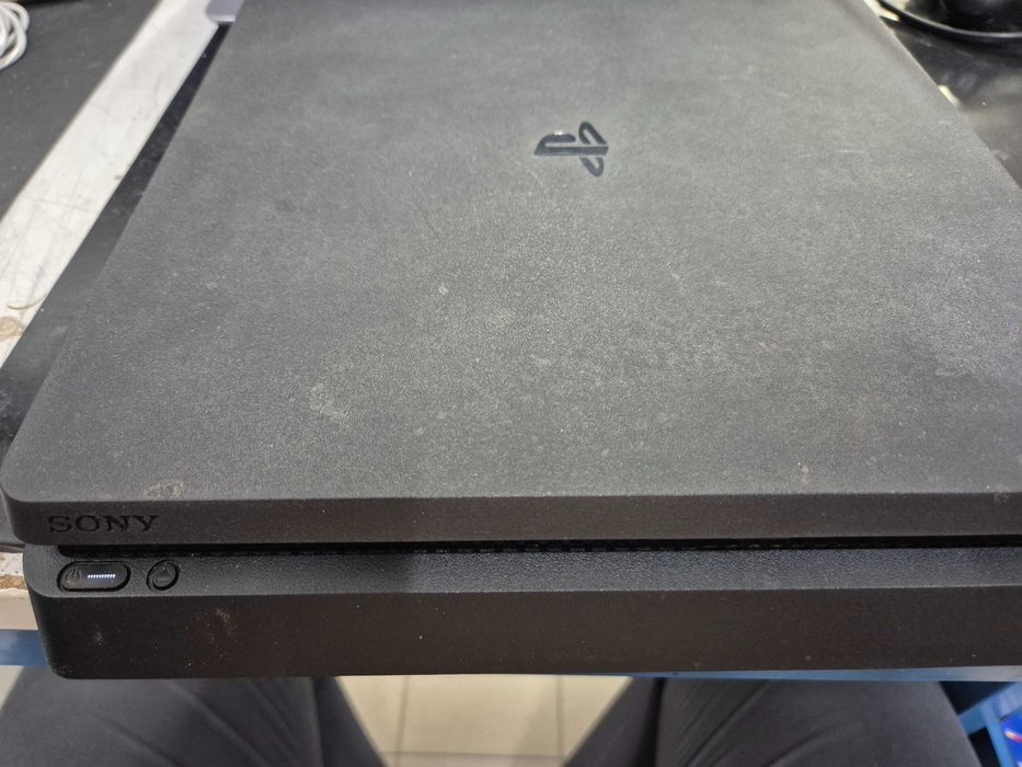 PS4 slim completa