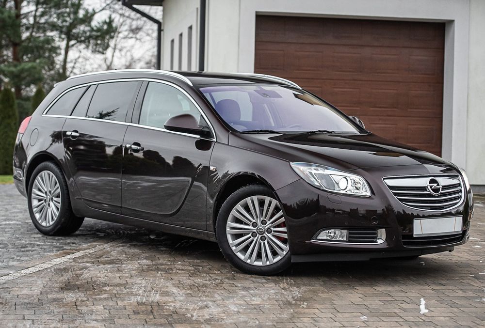 ~Opel~Insignia~Cosmo~1.4 Turbo~BI-Xenon~Ledy~Pół Skóry~Navi~Parktronik