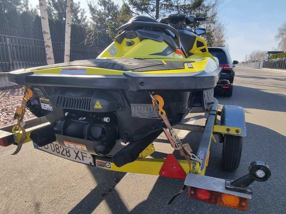 Продам гідроцикл BRP 260 кінських сил.
