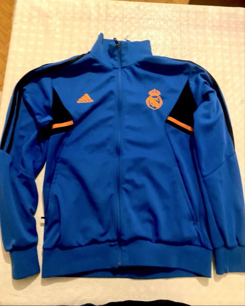 Casaco Adidas Real Madrid 2023 Azul (Raro - Tamanho M)