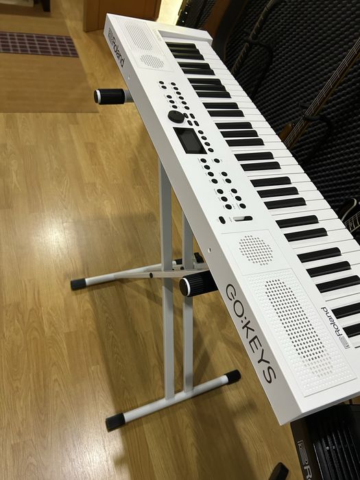 Roland go keys 5 com suporte. Nunca usado!