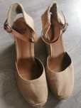 Buty na koturnie H&M 39