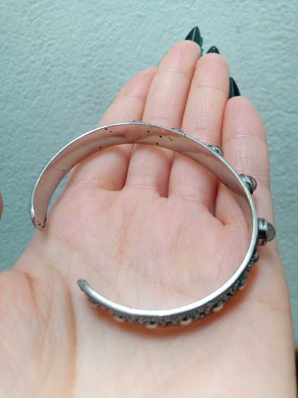 Pulseira escrava com labradorita / labradorites multicoloridas