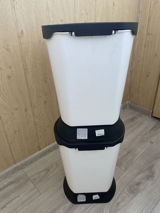 Відро для сміття з педаллю 10л Біле