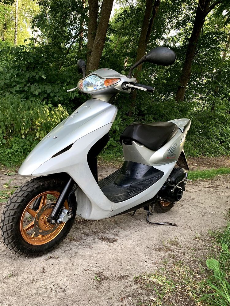 Срочно!Продам/обмен Honda dio Z4 (AF-57)