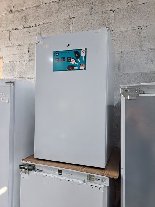 Барний студентський міні холодильник Comfy wws43 з морозилкою