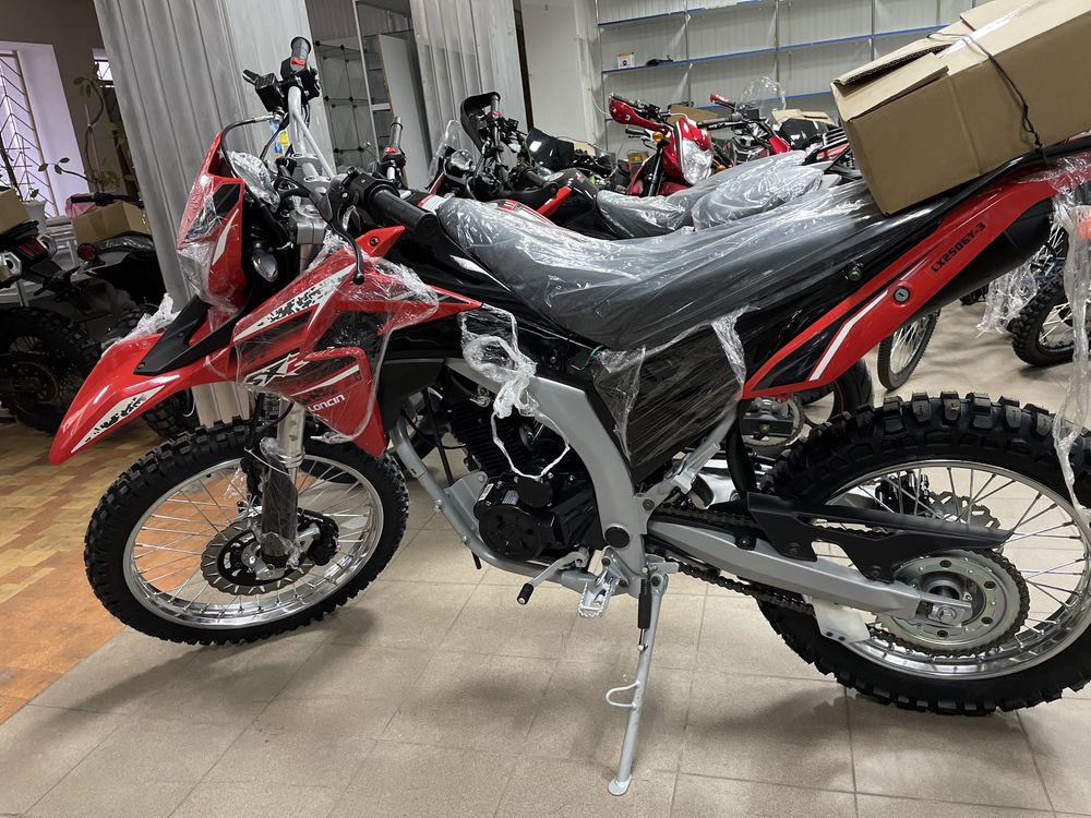 Мотоцикл Loncin LX300GY Різні кольори!!