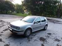 Golf IV 1,6 benzyna zadbany