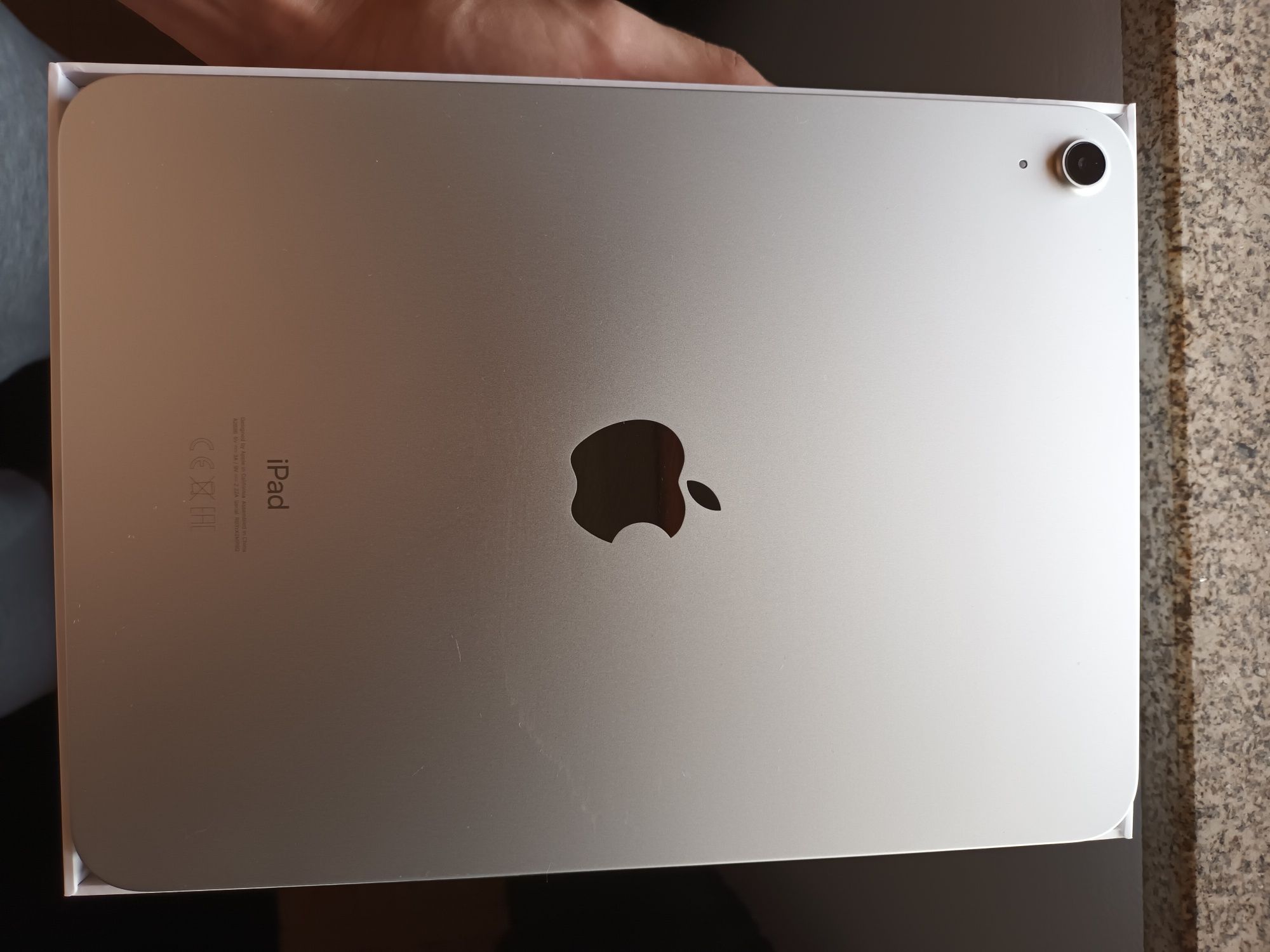 Ipad 10th generation wi-fi 64gb Prata