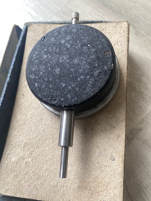 Miernik zegarowy bić, miernik zegarowy nierownosci.