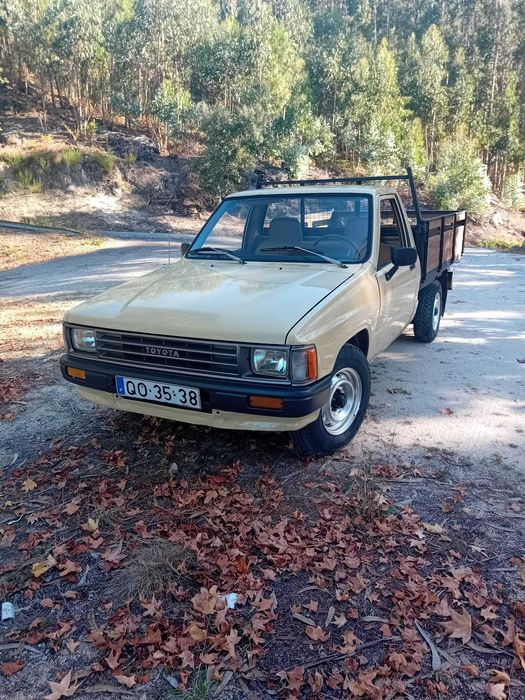 Toyota Hilux 2.4