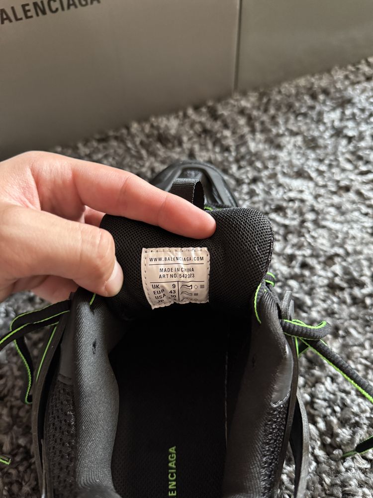 BALENCIAGA track 1.0