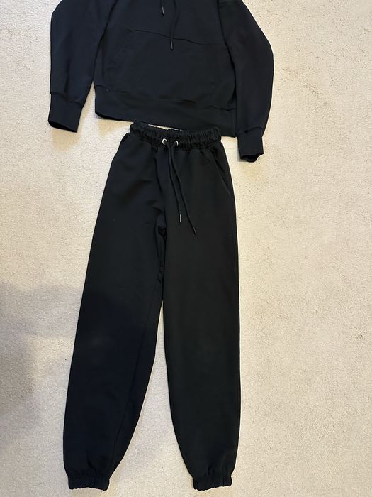 Спортивний костюм базовий чорний з худі