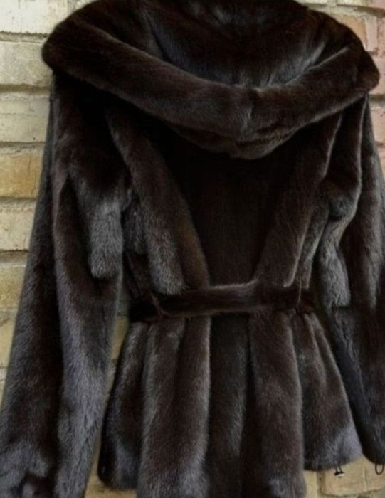 Норковая шуба Греция с капюшоном новая