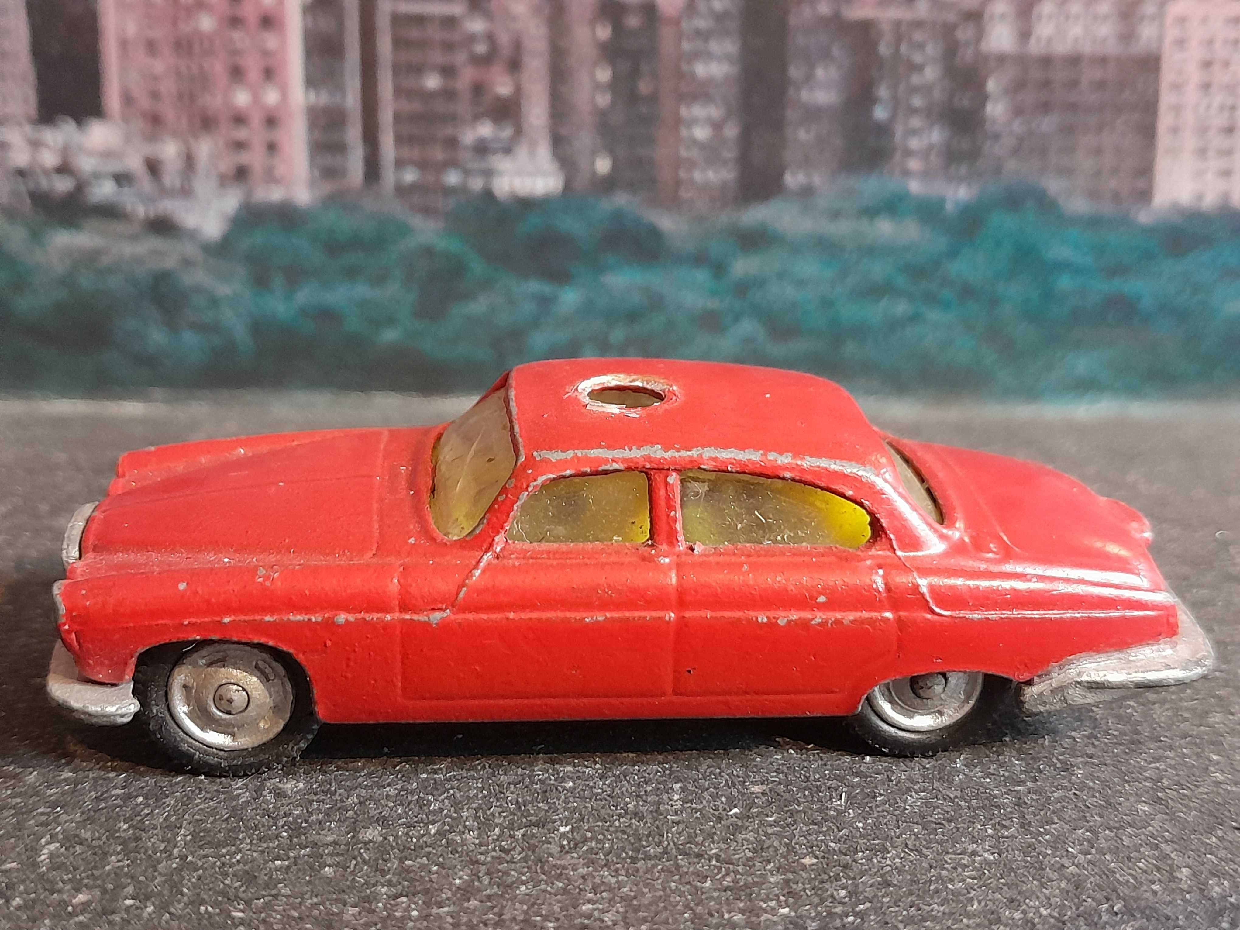 Stary resorak Jaguar Mk 10 Husky Models Gt. Britain viintage