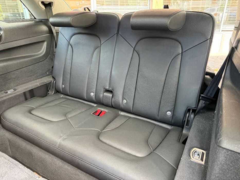 Audi Q7      2014