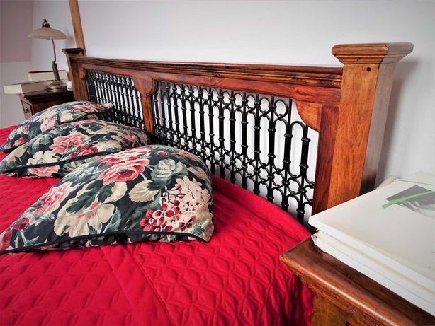 Indyjskie łóżko kolonialne 180x200 z AlmiDecor & 2 stoliki - jak NOWE