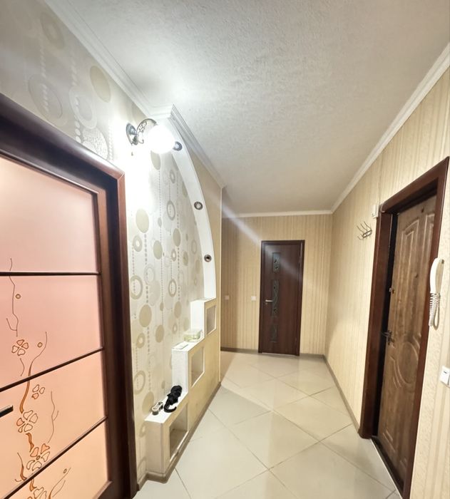 Центр міста, 2 кімнатна квартира