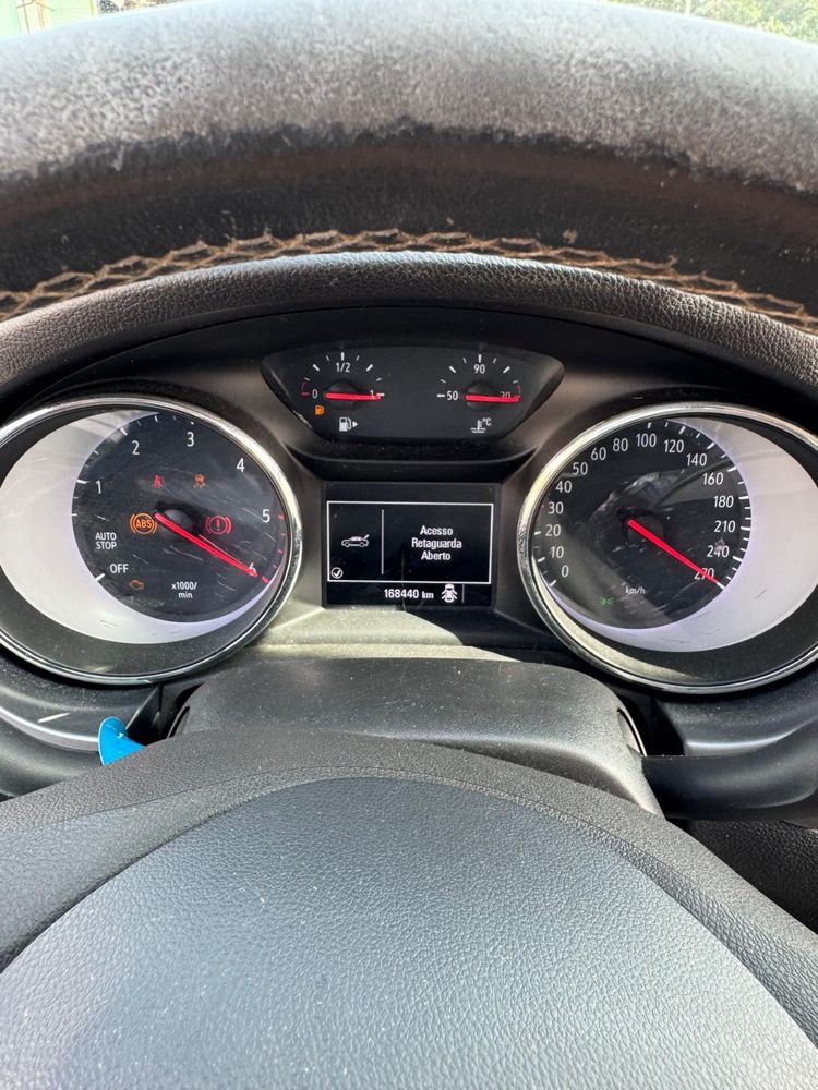 Astra K 2018 branco como novo
