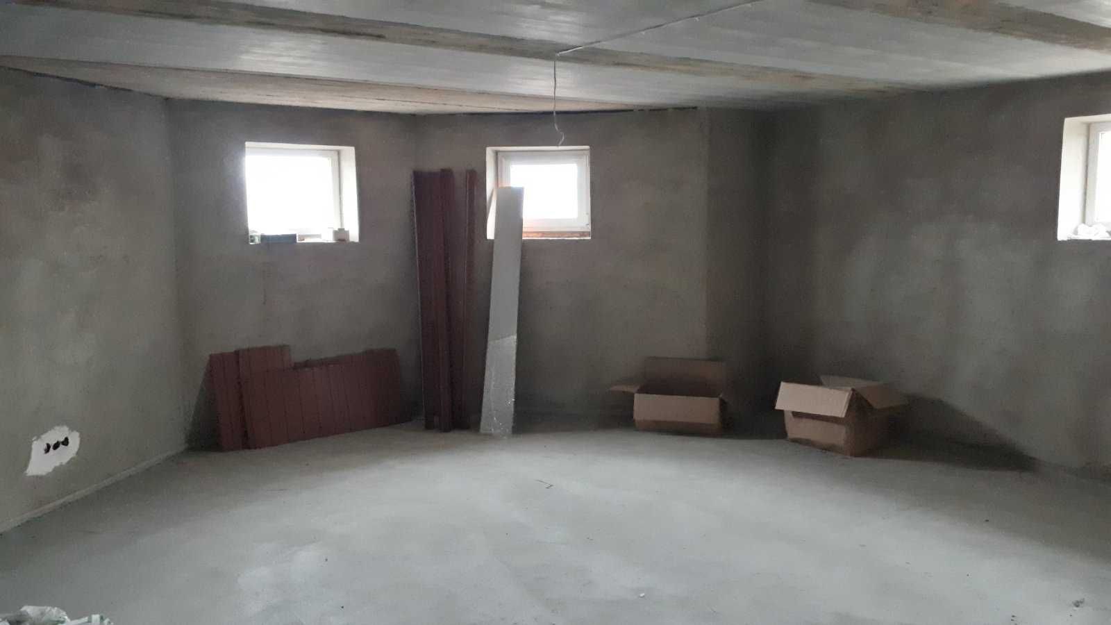 Продається сучасний будинок в передмісті Івано-Франківська