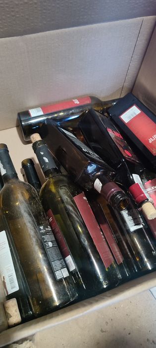 Вживані фляшки від кагору