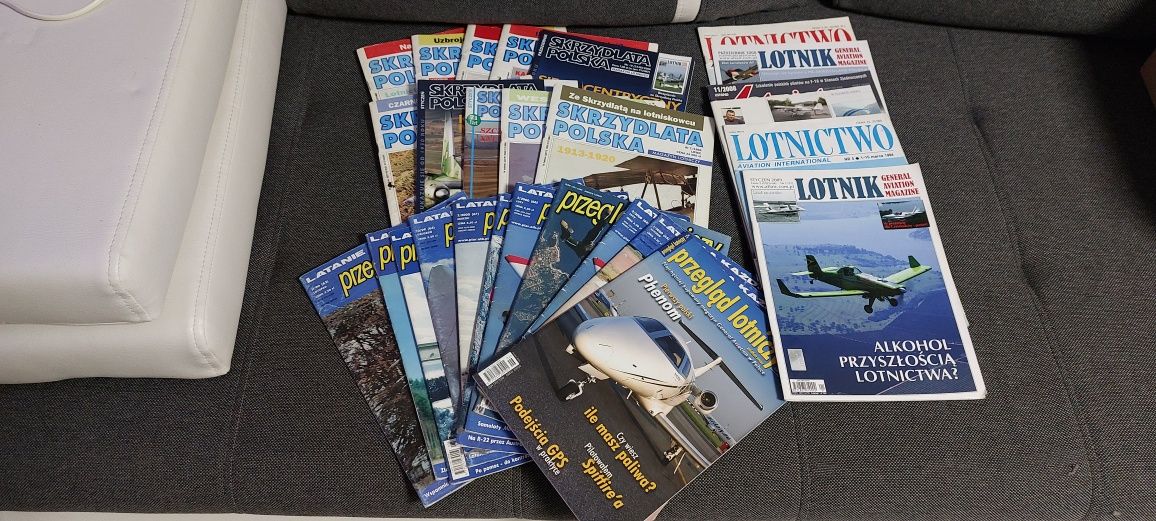 Lotnicze czasopisma kolekcja