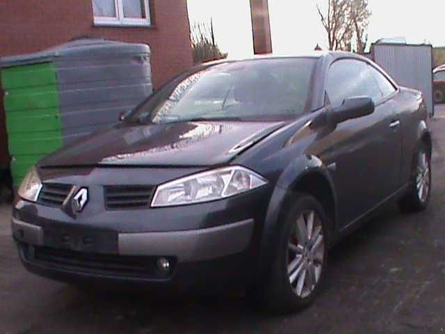 Renault Megane Cabrio Lampy zderzak maska błotniki drzwi Teb 66