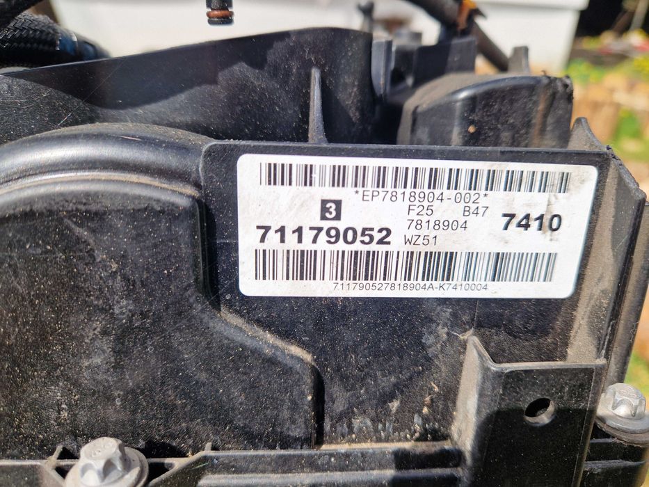 Silnik na części BMW B47D 20A głowica wtryski