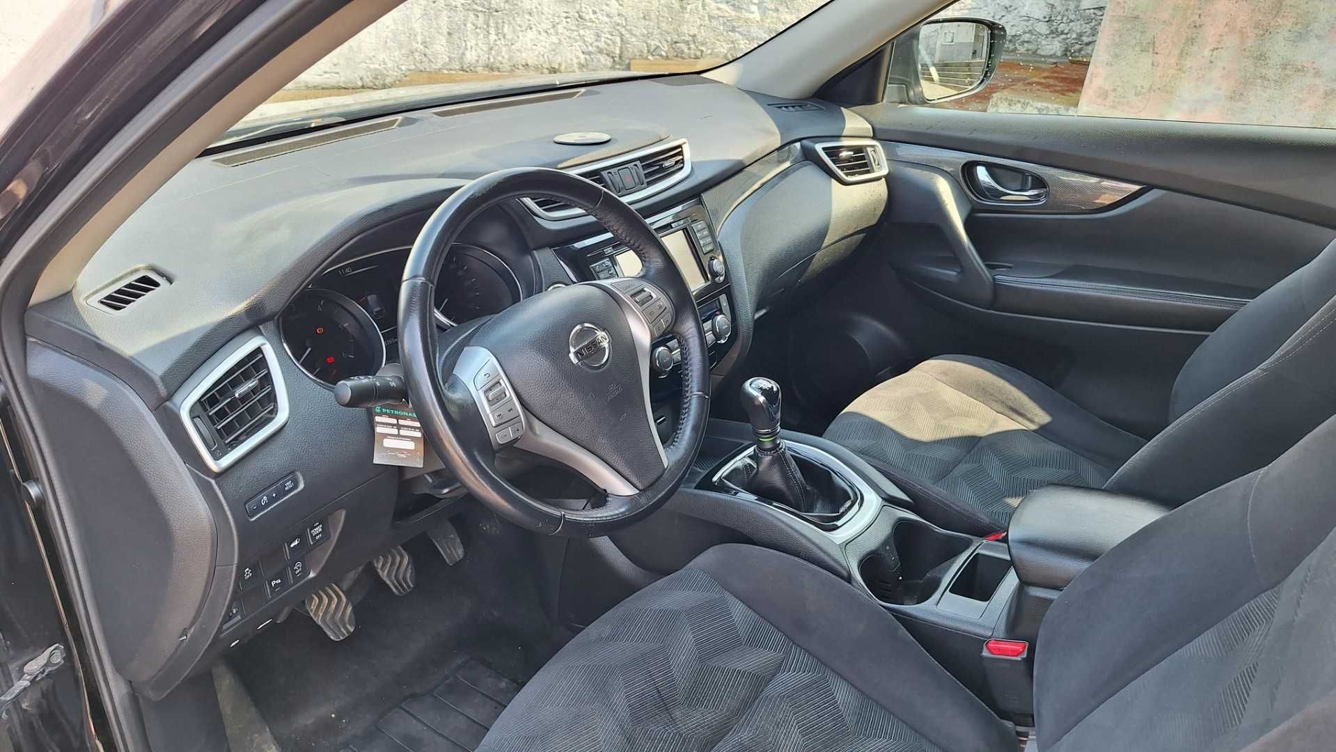 Nissan X-Trail 1.6 dCi - 7 Lugares - Bom estado