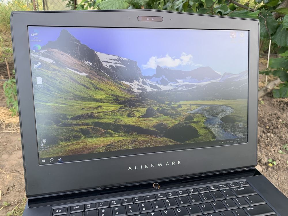 Dell alienware 15 R3 i5/16/128/512 GTX1050 Ti