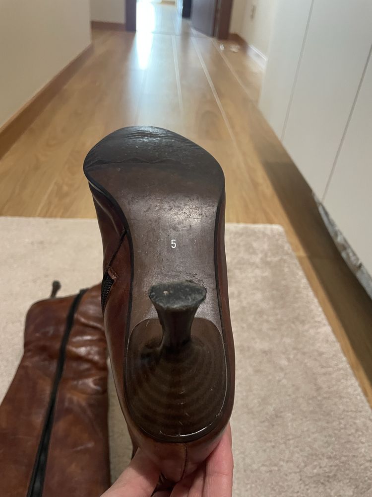 Botas Castanhas Cano Alto