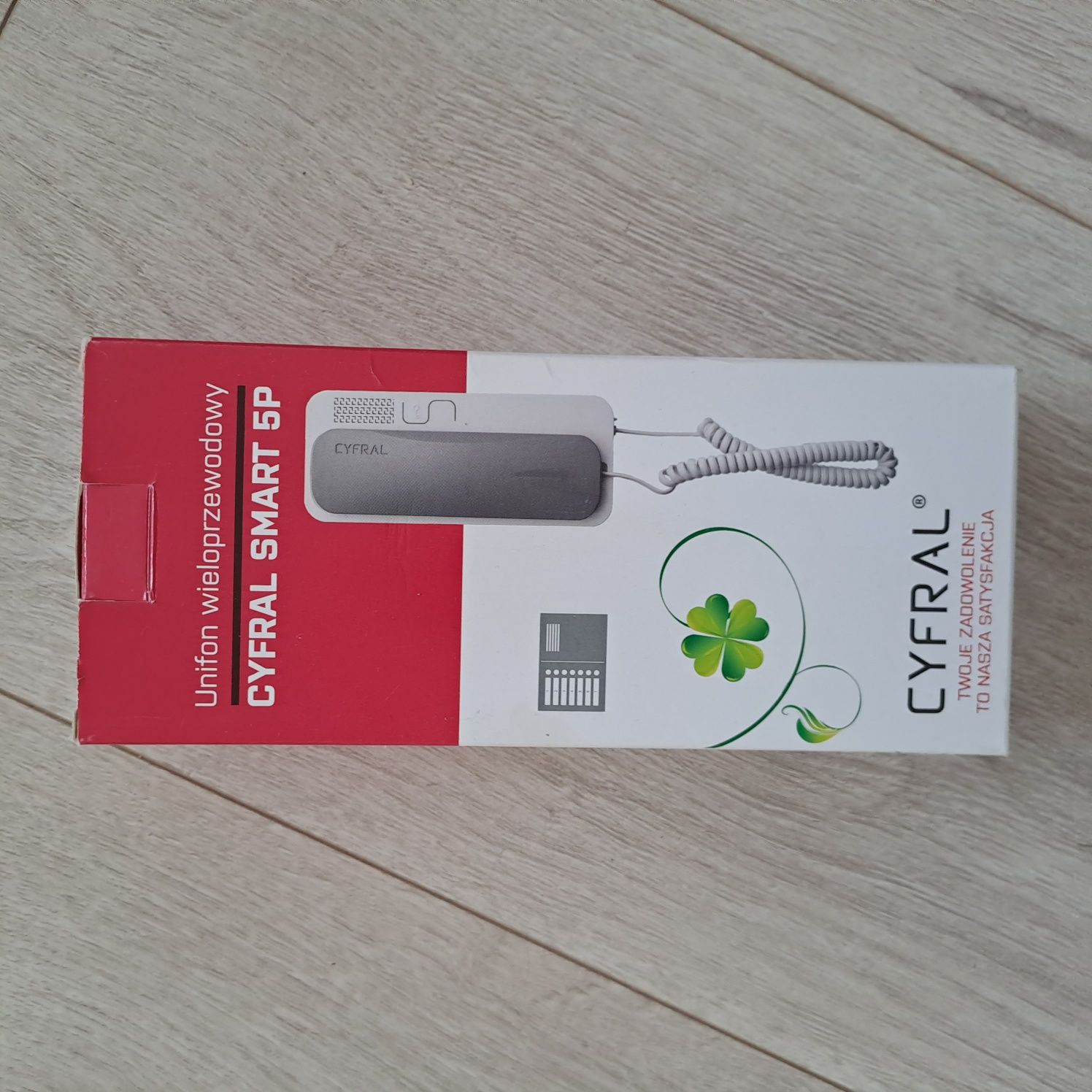 Domofon nieużywany Cyfral Smart 5p biały