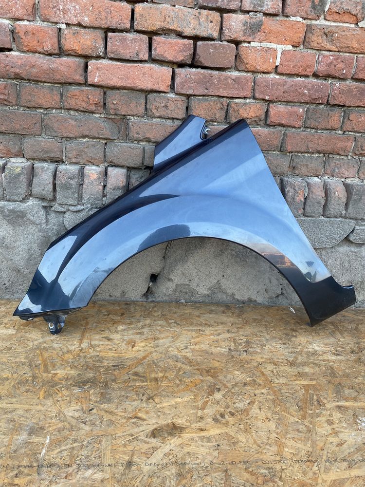 Sprzedam klapę bagaznika itp ford focus mk2 lift