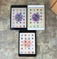 iPad Mini 16gb Wi-Fi 2012 + Новий Чохол-Книжка та Стилус в Подарунок