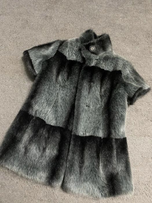 Мехова жилетка