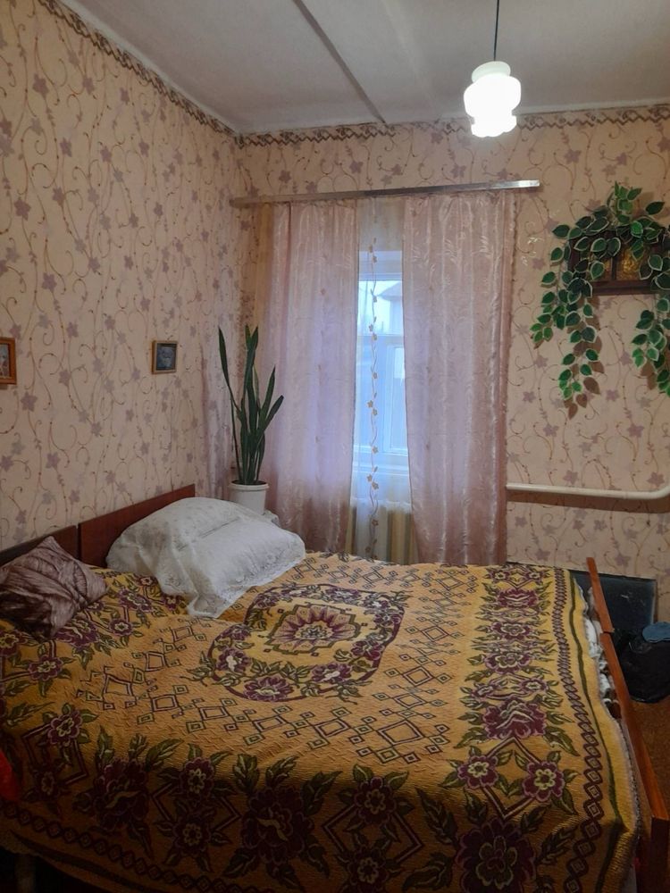 Продам дім в смт Котельва