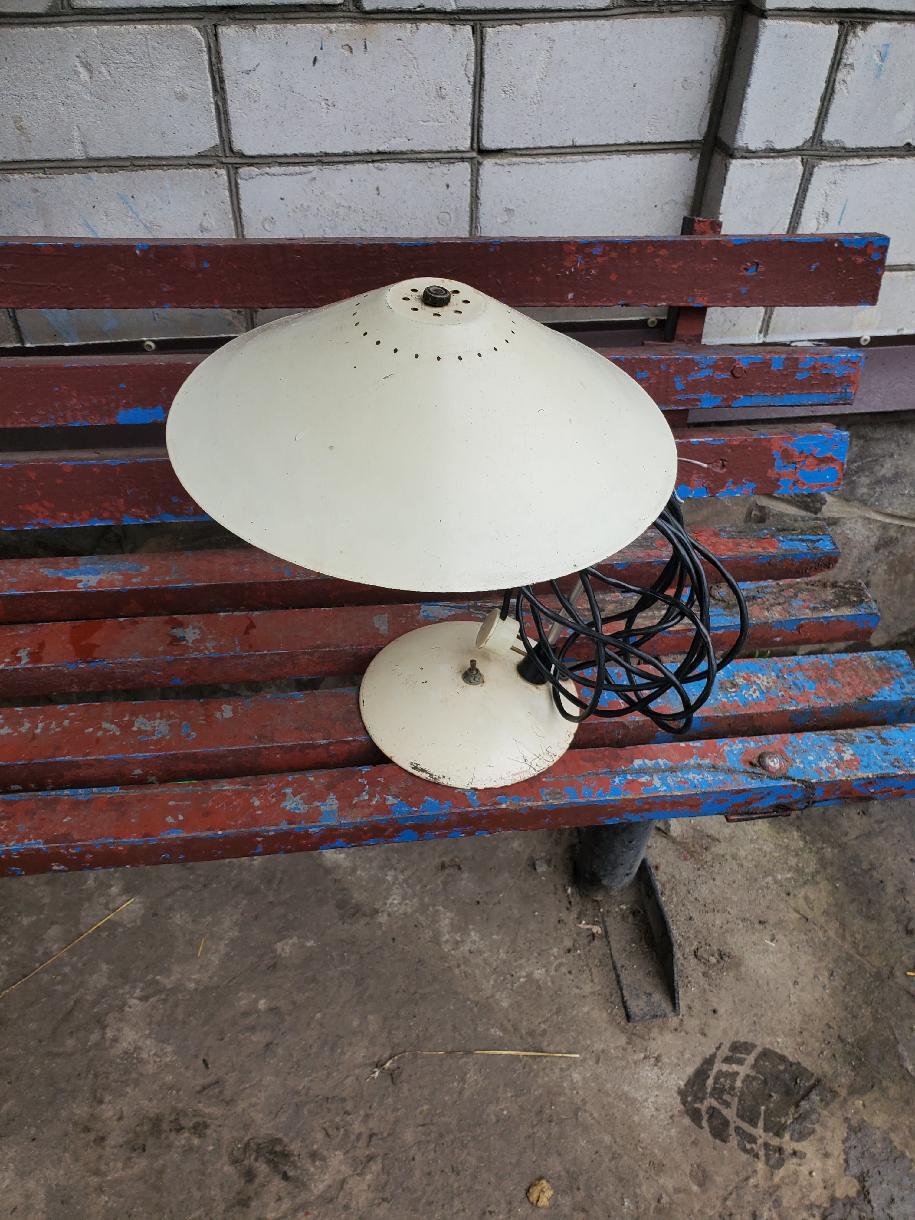 Лампа настольная лампа ретро стариная настольная лампа СССР 60 годов