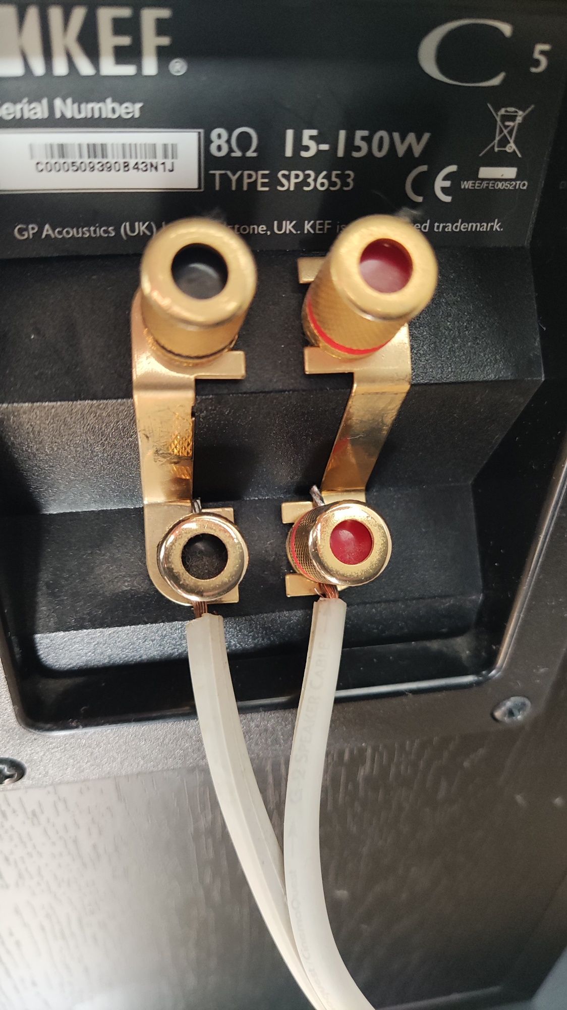 Par de colunas Hi Fi Kef C5 com Sub bass Wharfedale