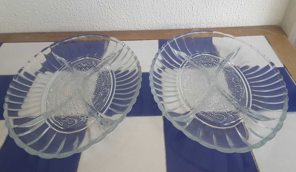 2 Travessas em Vidro Vintage