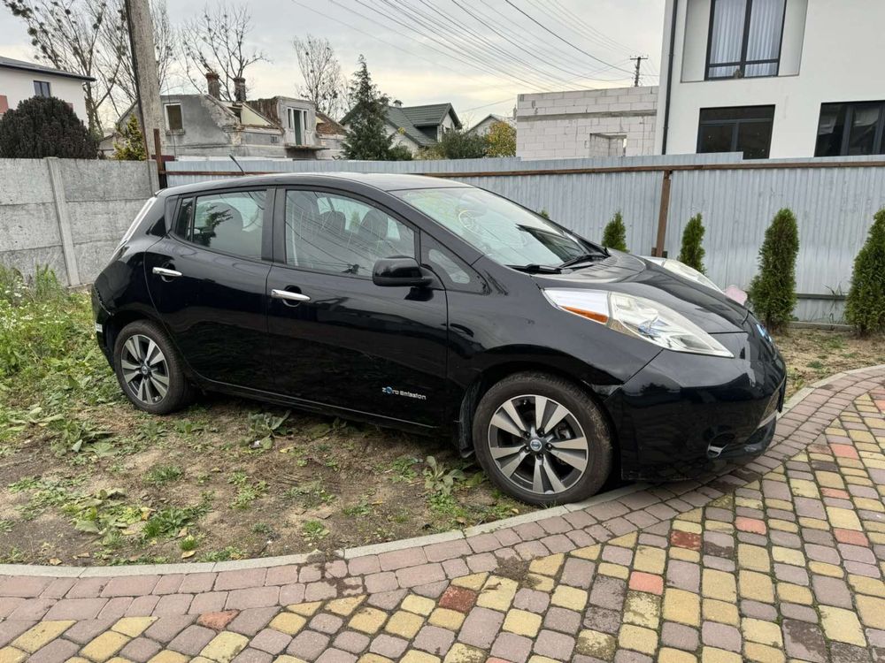 Nissan Leaf Нісан Ліф 2013,2014,2015,2016,2017