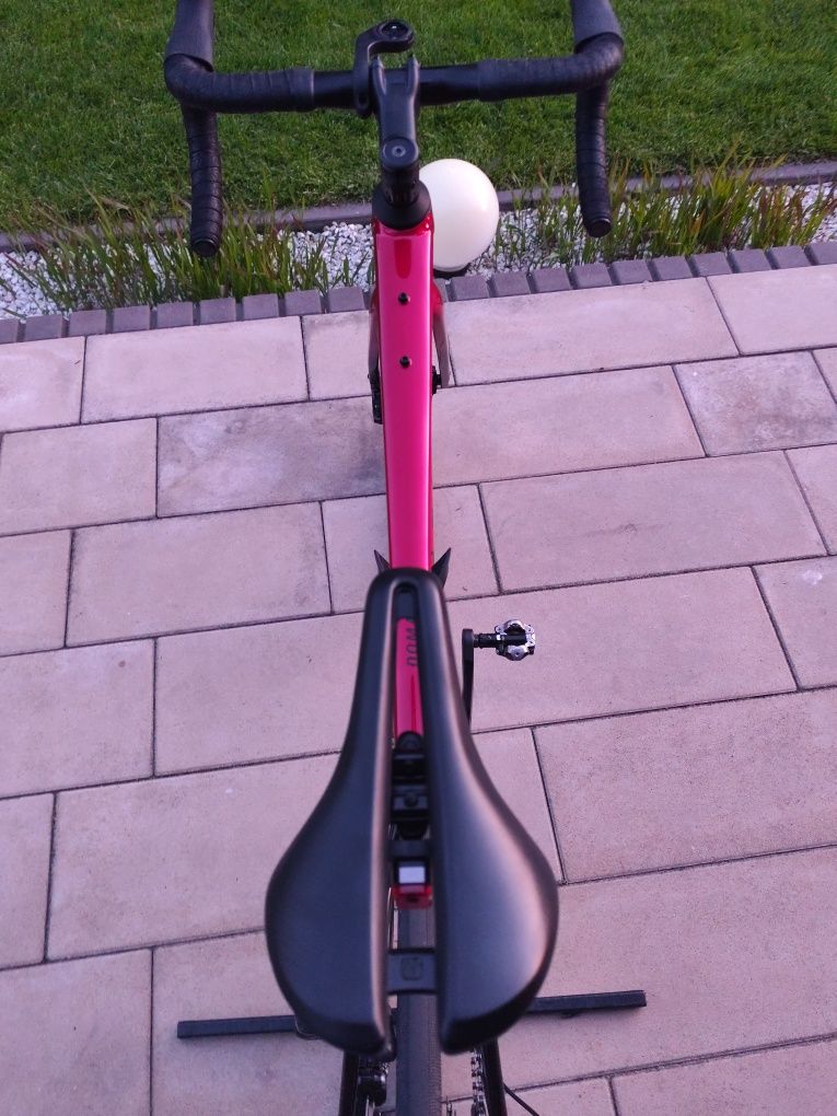 Trek Domane gen5 Shimano 105 hydraulika r.54