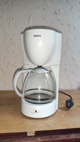 Кофеварка Bosch TKA 1410 капельного типа с подогревом