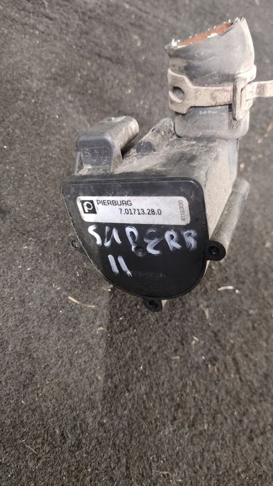 Pompa obiegu wody Skoda Superb II lift 2.0 TDI