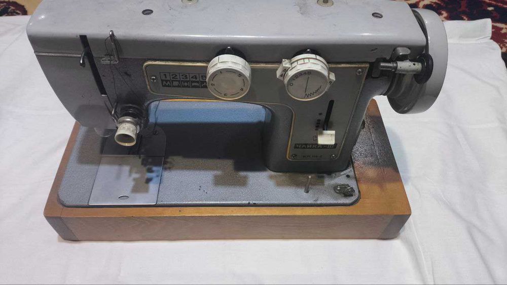 Швейная машинка чайка 3