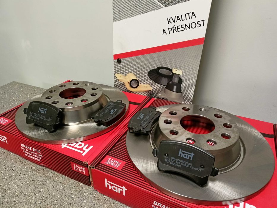 VW Passat B6,Leon,Octavia 3 Tarcze hamulcowe tył+klocki.> PROMOCJA !!!