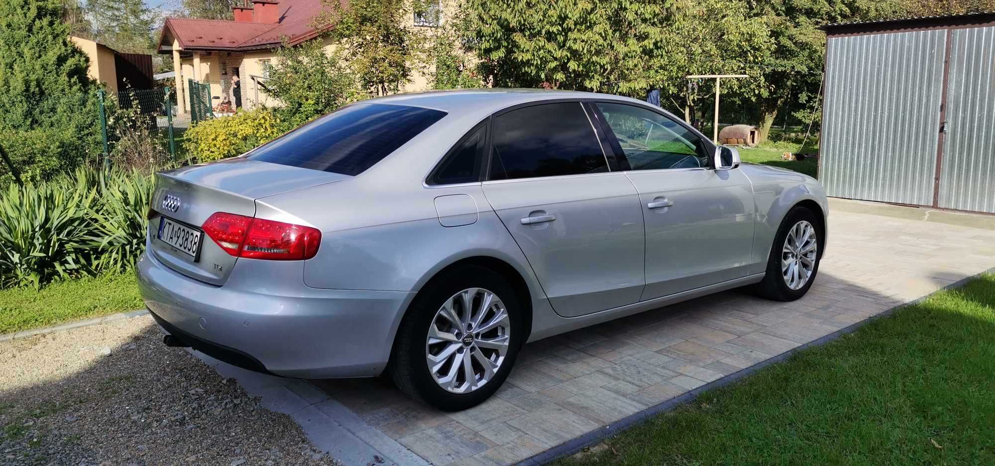 Audi a4b8 2.0tdi 2010r 205tyś km